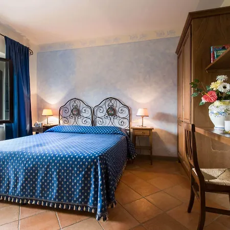 Ponte A Nappo Bed & Breakfast 4*